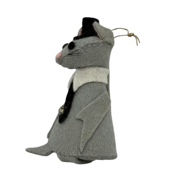 Vintage Gray Wool Felted Mouse Ornament Black Top Hat Collar Tie Handcrafted - Picture 3 of 12